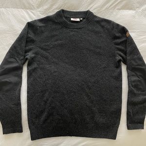 Fjallraven Ovik Round-Neck Men's Wool Sweater in Dark Grey Medium